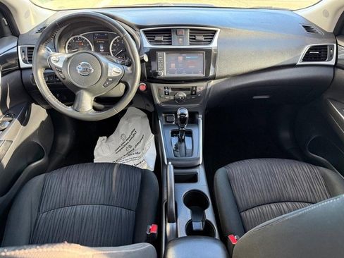 Used 2019 Nissan Sentra SV w/ Special Edition Package image 13