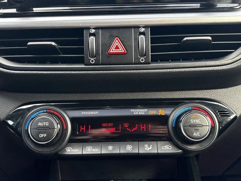 Used 2022 Kia Forte GT-Line w/ GT-Line Premium Package image 25