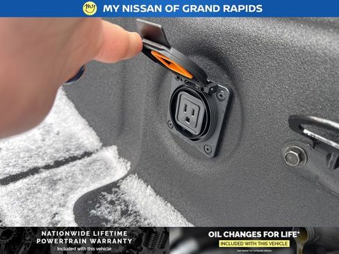 New 2026 Nissan Frontier SV w/ SV Convenience Package image 13