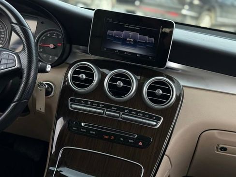 Used 2016 Mercedes-Benz GLC 300 4MATIC image 23