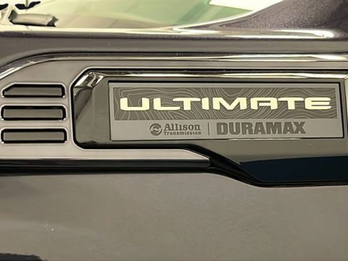 Used 2024 GMC Sierra 2500 Denali Ultimate AWD/4WD image 46