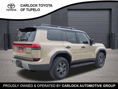 Used 2024 Lexus GX 550 image 6