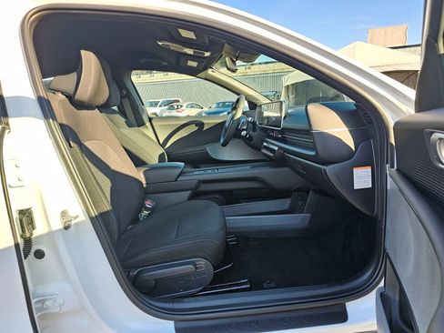 New 2025 Hyundai Ioniq 6 SE image 10