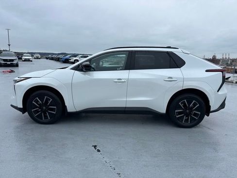 Certified 2026 Toyota bZ image 9