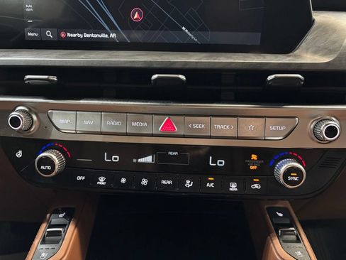 Used 2025 Kia Telluride EX X-Line AWD/4WD image 23