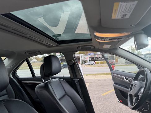 Used 2012 Mercedes-Benz C 300 4MATIC Sedan image 24
