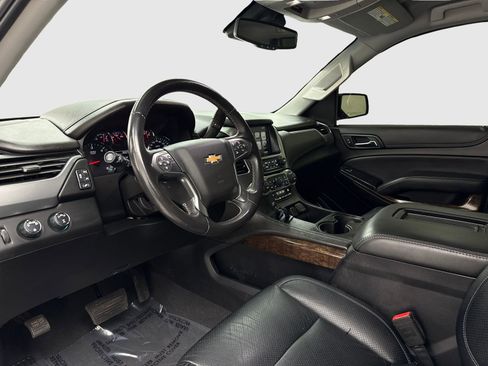 Used 2020 Chevrolet Tahoe LS w/ Enhanced Driver Alert Package image 18