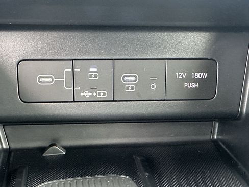 Used 2025 Hyundai Sonata SEL FWD image 30