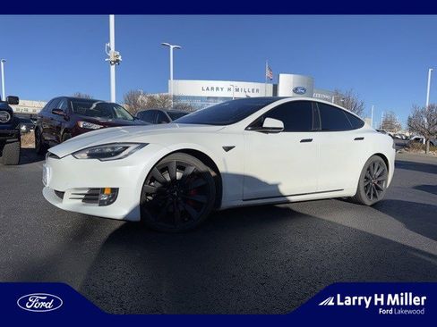 Used 2019 Tesla Model S Performance image 1