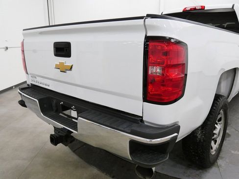 Used 2019 Chevrolet Silverado 3500 W/T image 9