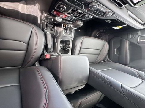 New 2026 Jeep Wrangler Unlimited Rubicon image 24