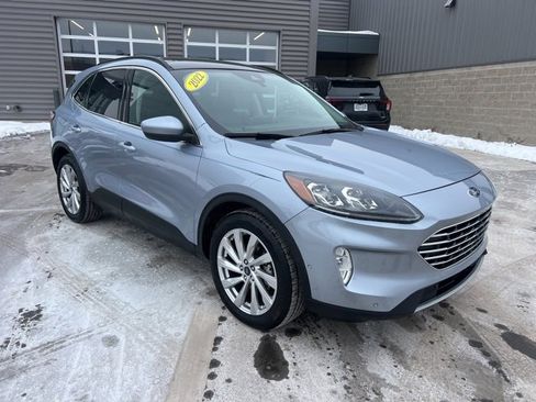 Used 2022 Ford Escape Titanium w/ Titanium Elite Package image 3