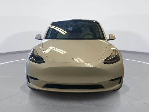 Used 2021 Tesla Model Y Performance image 8