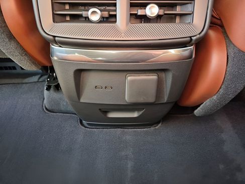 New 2026 Cadillac Vistiq Premium Luxury w/ LPO, Floor Liner Package AWD/4WD image 23