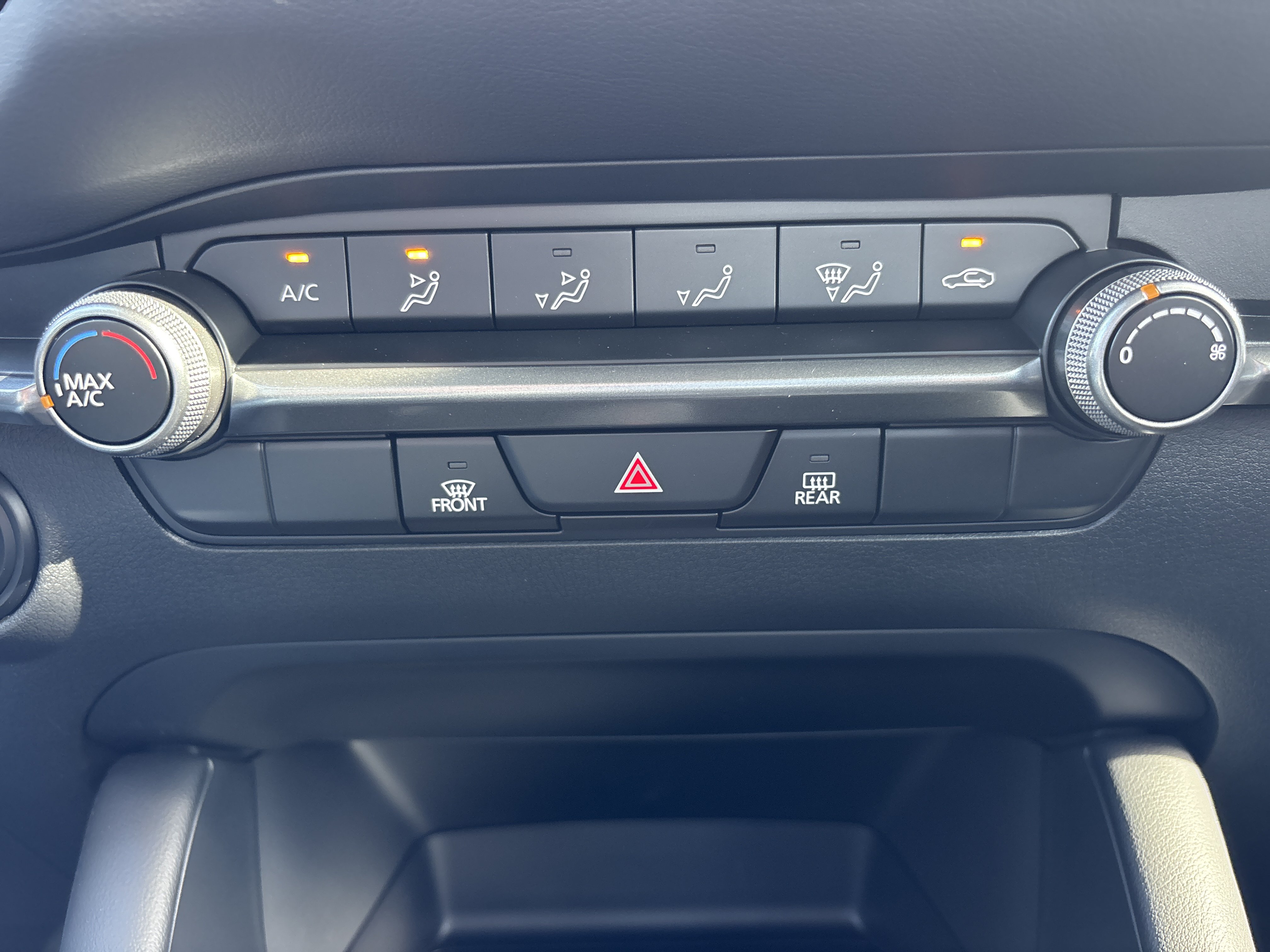 New 2026 MAZDA MAZDA3 s FWD image 27