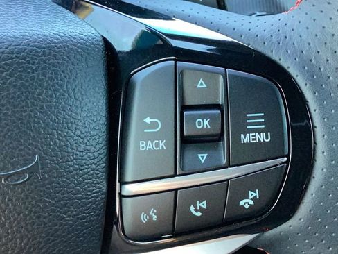 Used 2025 Ford Explorer ST image 28