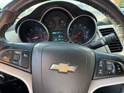 Used 2014 Chevrolet Cruze LT image 11
