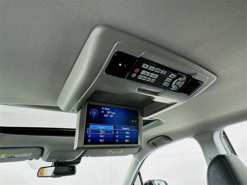 Used 2016 Honda Pilot Touring image 35