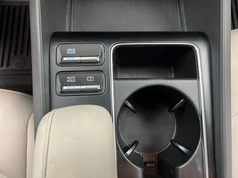 Used 2025 Hyundai Sonata SEL FWD image 44