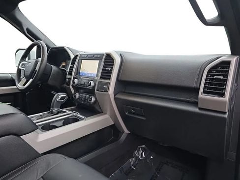 Used 2020 Ford F150 Lariat w/ Equipment Group 502A Luxury AWD/4WD image 19