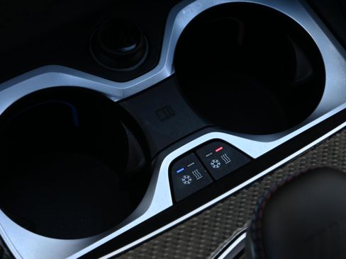 Used 2026 BMW X6 M Competition w/ Executive Package image 39