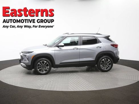 Used 2024 Chevrolet TrailBlazer LT FWD image 57