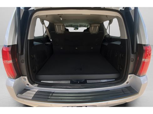 Used 2015 Chevrolet Suburban LT w/ Max Trailering Package RWD image 22