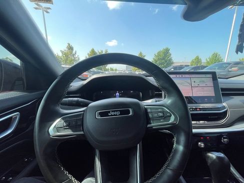 Used 2022 Jeep Compass High Altitude AWD/4WD image 13
