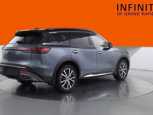 Used 2023 INFINITI QX60 Autograph w/ Cargo Package image 3