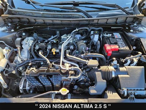 Used 2024 Nissan Altima 2.5 S image 36