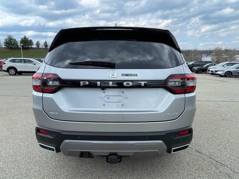New 2026 Honda Pilot Elite image 4