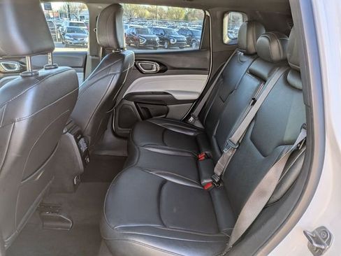 Used 2024 Jeep Compass Limited image 27