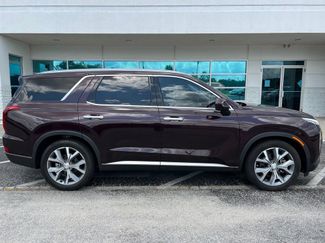 Used 2020 Hyundai Palisade SEL w/ Premium Package FWD video 3