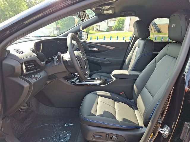 New 2026 Buick Envista Sport Touring w/ Convenience I Package FWD image 14