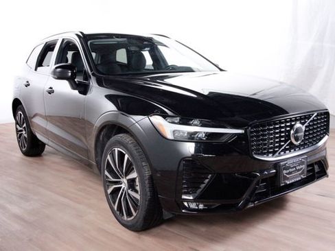 Certified 2025 Volvo XC60 B5 Plus w/ Climate Package AWD/4WD image 3