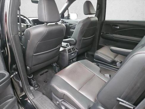 Used 2020 Honda Pilot Black Edition image 9