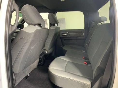 Used 2022 RAM 2500 Big Horn AWD/4WD image 6