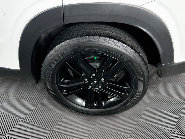 Used 2025 Chevrolet Trax ACTIV w/ Driver Confidence Package FWD image 34