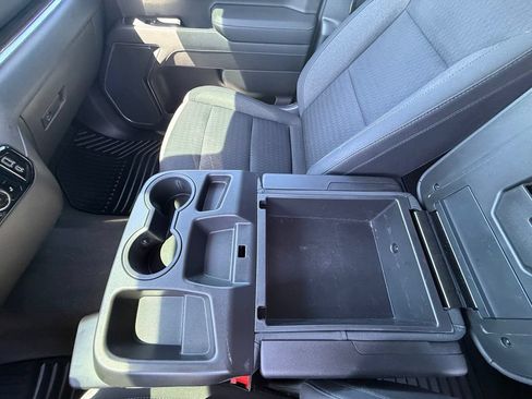 Used 2022 Chevrolet Silverado 1500 LT AWD/4WD image 15
