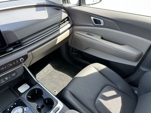 New 2026 Kia Carnival SX FWD image 12