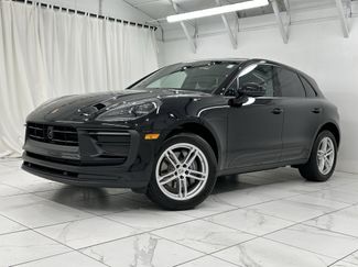 Certified 2024 Porsche Macan image 1