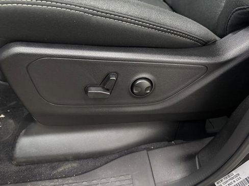 New 2025 RAM 1500 Big Horn image 10