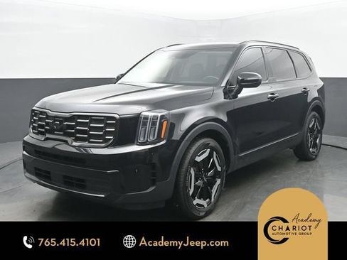 Used 2023 Kia Telluride S w/ S Sunroof Package AWD/4WD image 1