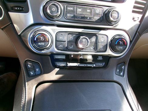 Used 2016 Chevrolet Tahoe LTZ AWD/4WD image 33