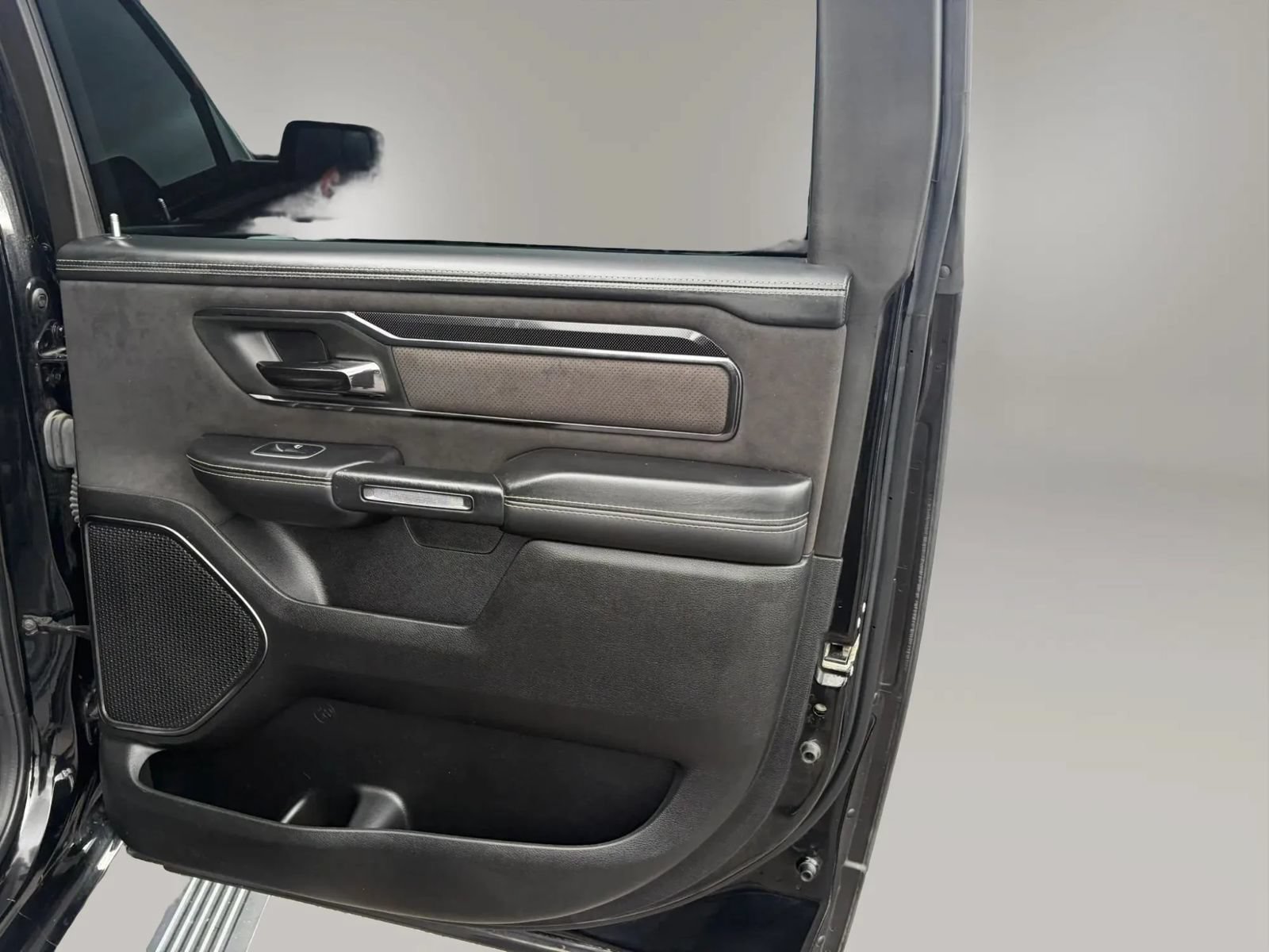 Used 2022 RAM 1500 TRX AWD/4WD image 29