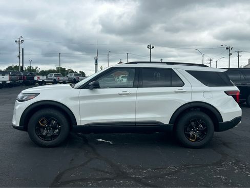 New 2026 Ford Explorer Tremor AWD/4WD image 1