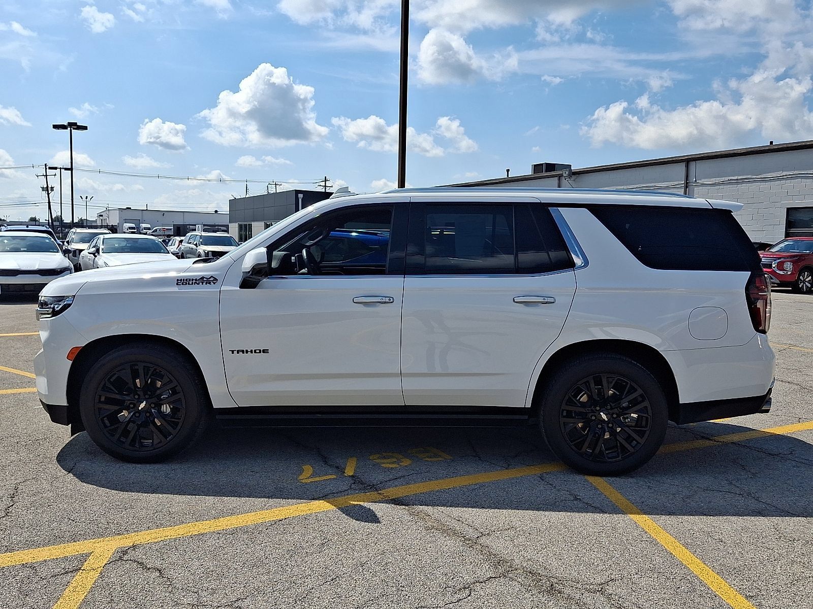 Used 2023 Chevrolet Tahoe High Country AWD/4WD image 5
