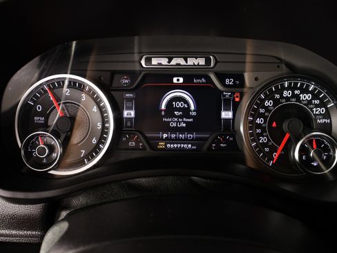 Used 2023 RAM 2500 Laramie w/ Night Edition AWD/4WD image 4