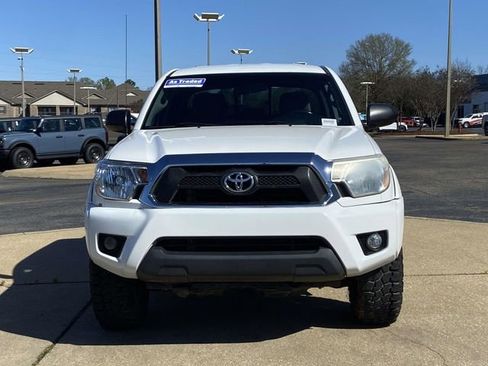 Used 2015 Toyota Tacoma TRD Pro w/ TRD Off-Road Package image 6