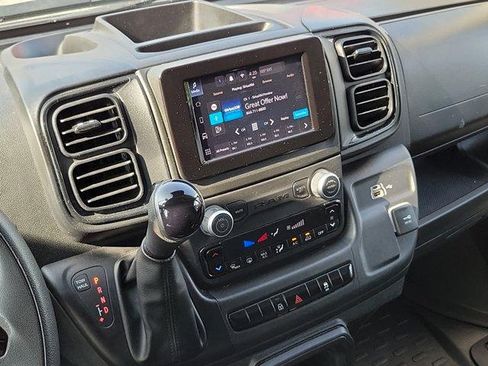 Used 2025 RAM ProMaster 2500 w/ U-Haul Equipment Group FWD image 23